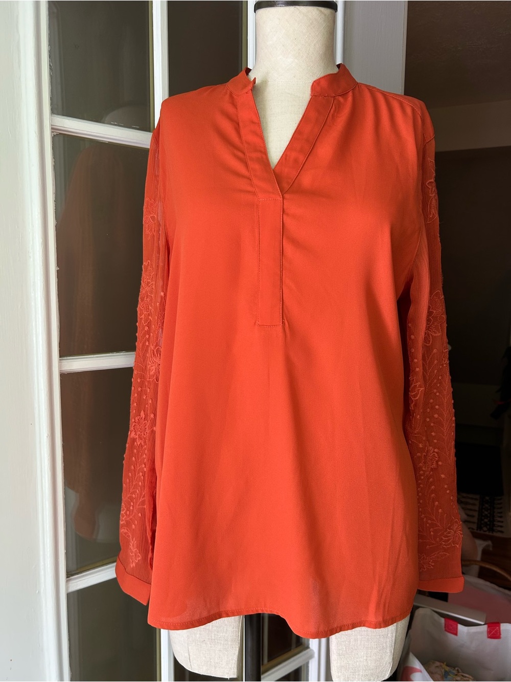 Chico's Sz 1 blouse with embroidery Rosa crepe sleeves, Ambercup orange.